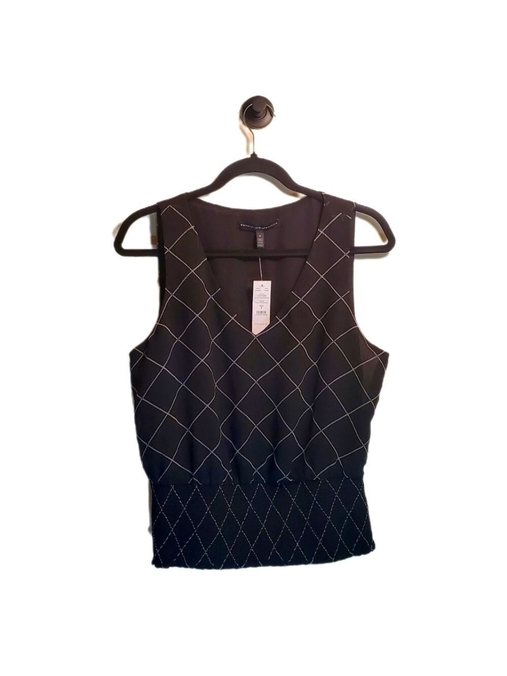 White House Black Market Sleeveless Geometric Smocked Blouse Size 8 NWT - Picture 2 of 11